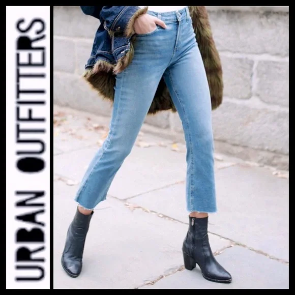 BDG Urban Outfitters High Rise Kick Crop Jeans - Picture 2 of 11